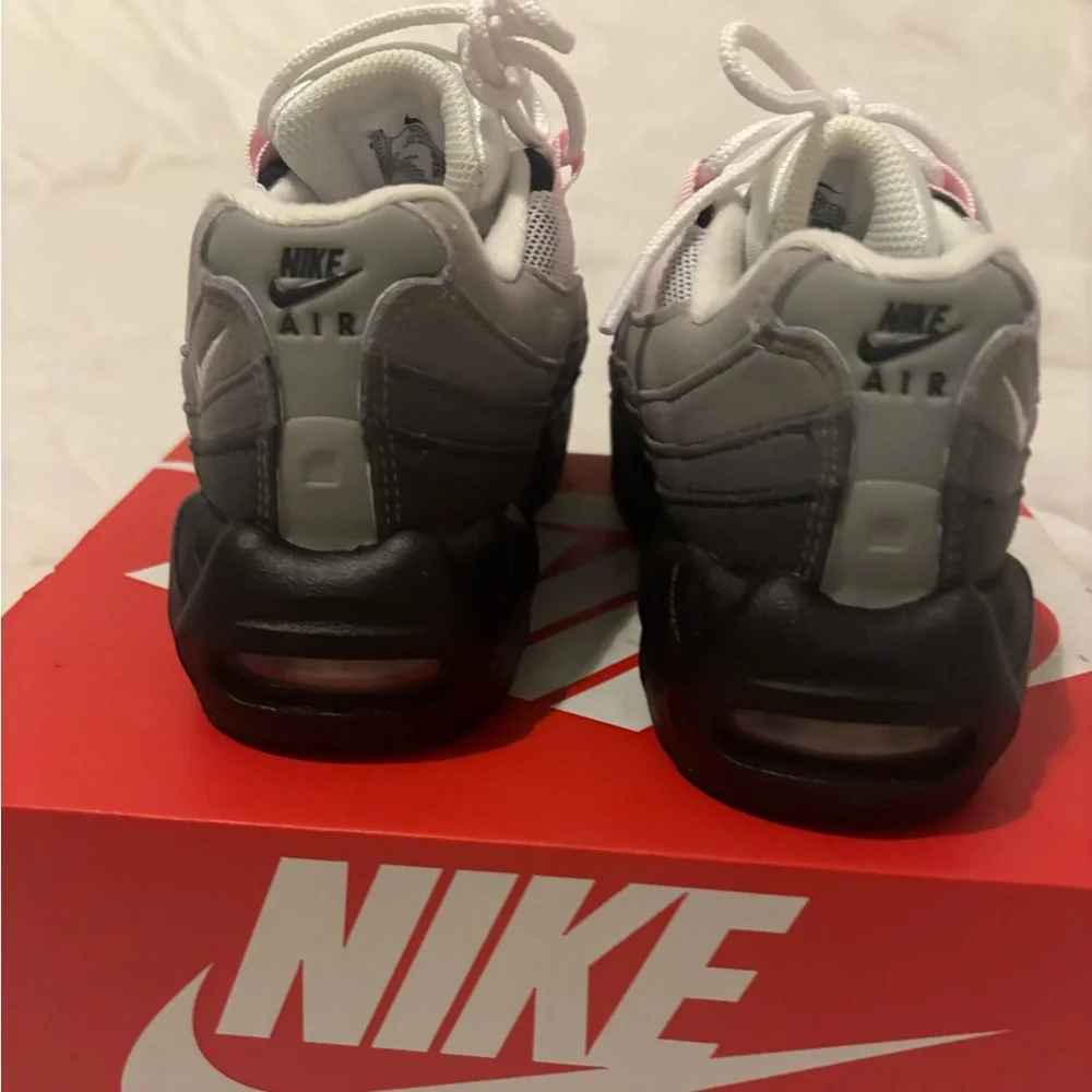 Nike Kids Air Max 95 in Gray with Pink Accents